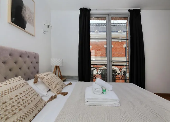 Lejlighed Service - En Face Du Musee - 5